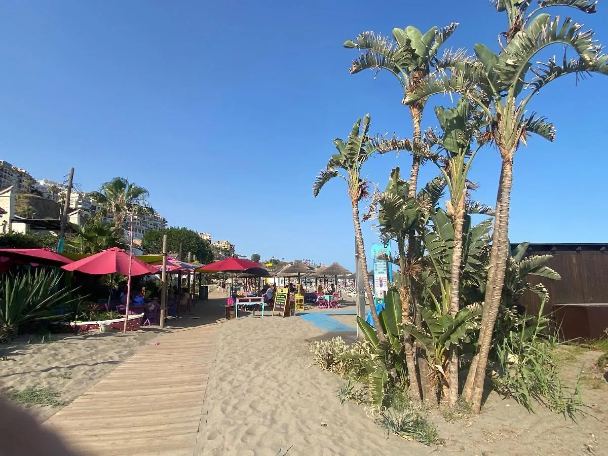New Spectacular Sea View Apartment At Higueron Next To Carvajal Beach 丰希罗拉