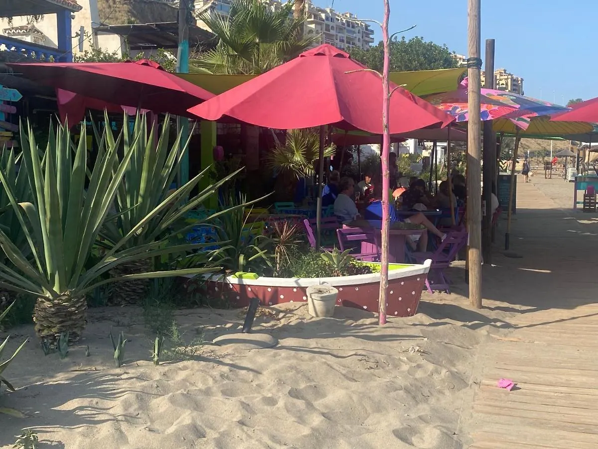 New Spectacular Sea View Apartment At Higueron Next To Carvajal Beach 丰希罗拉