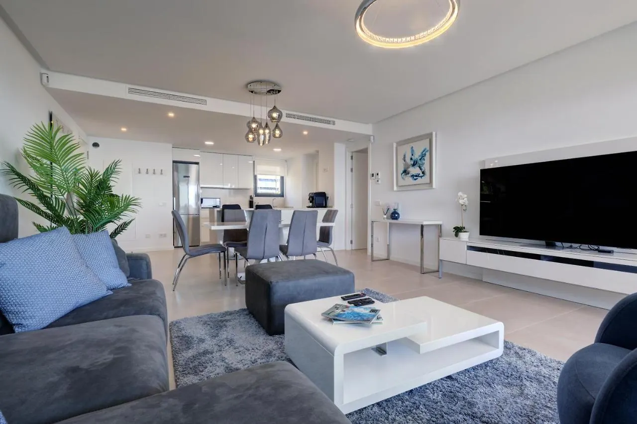 New Spectacular Sea View Apartment At Higueron Next To Carvajal Beach Фуэнхирола