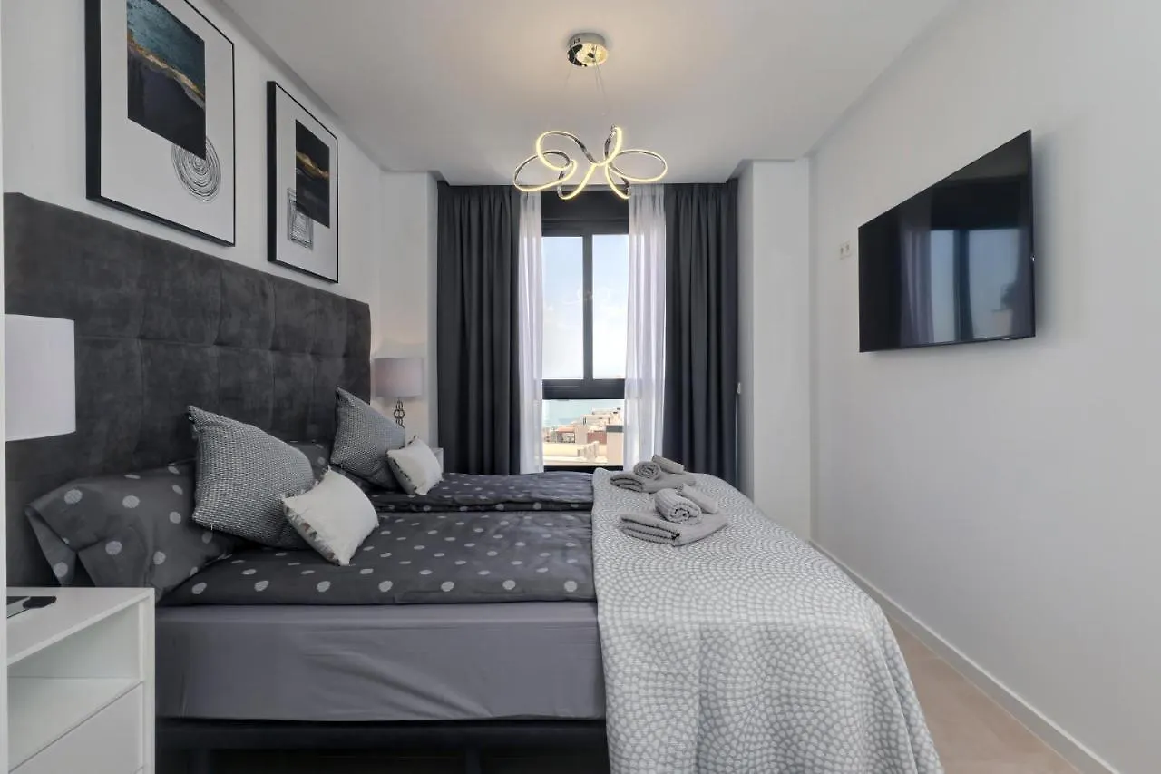 New Spectacular Sea View Apartment At Higueron Next To Carvajal Beach Фуэнхирола